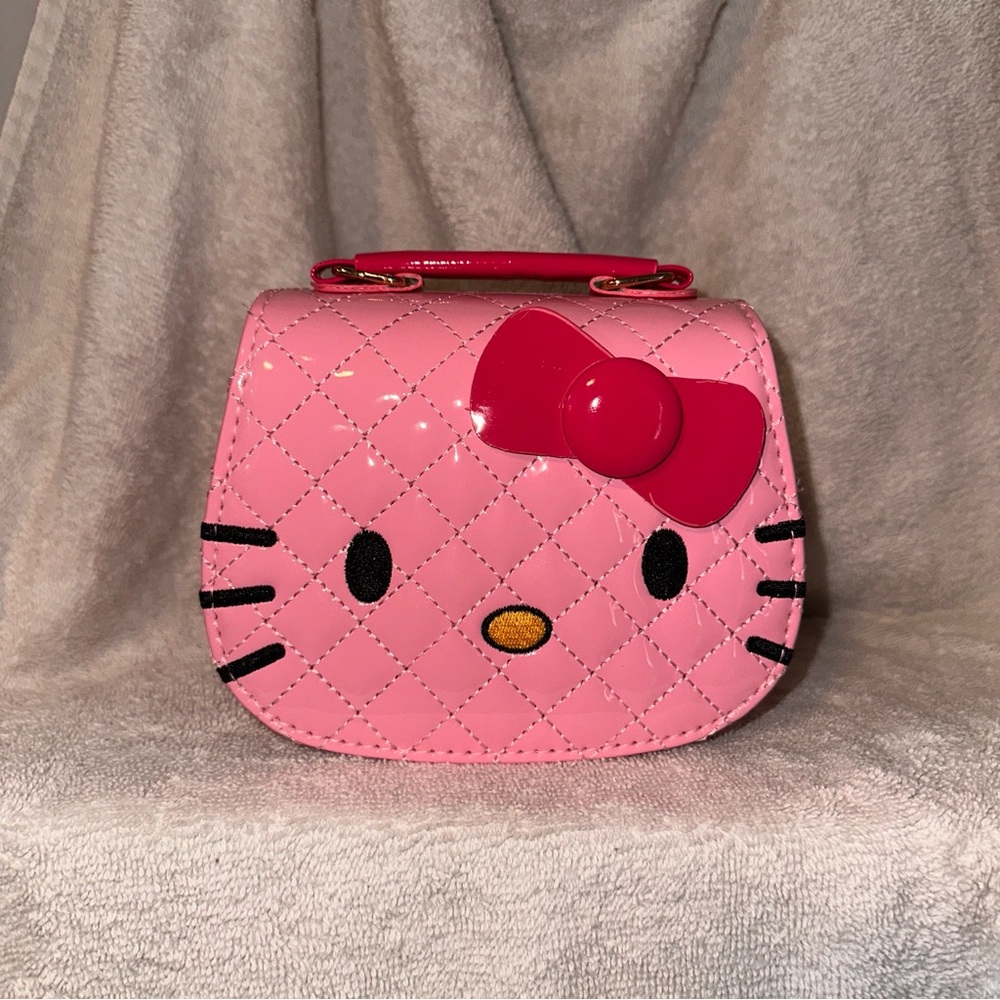 Pink Hello kitty crossbody bag.